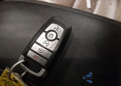 2022 Ford Escape Sel z USA, uszkodzony, nr VIN 1FMCU9H60NUB26871